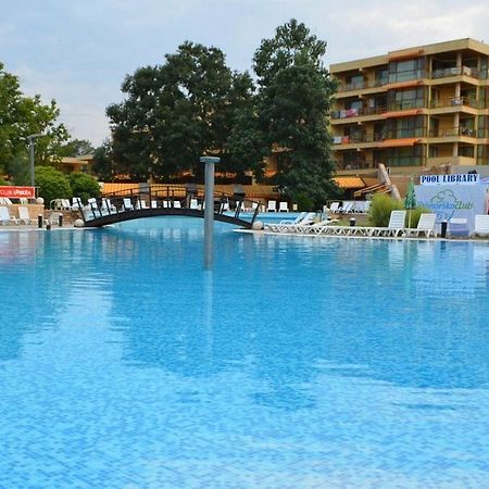 פרימורסקו Les Magnolias Hotel מראה חיצוני תמונה