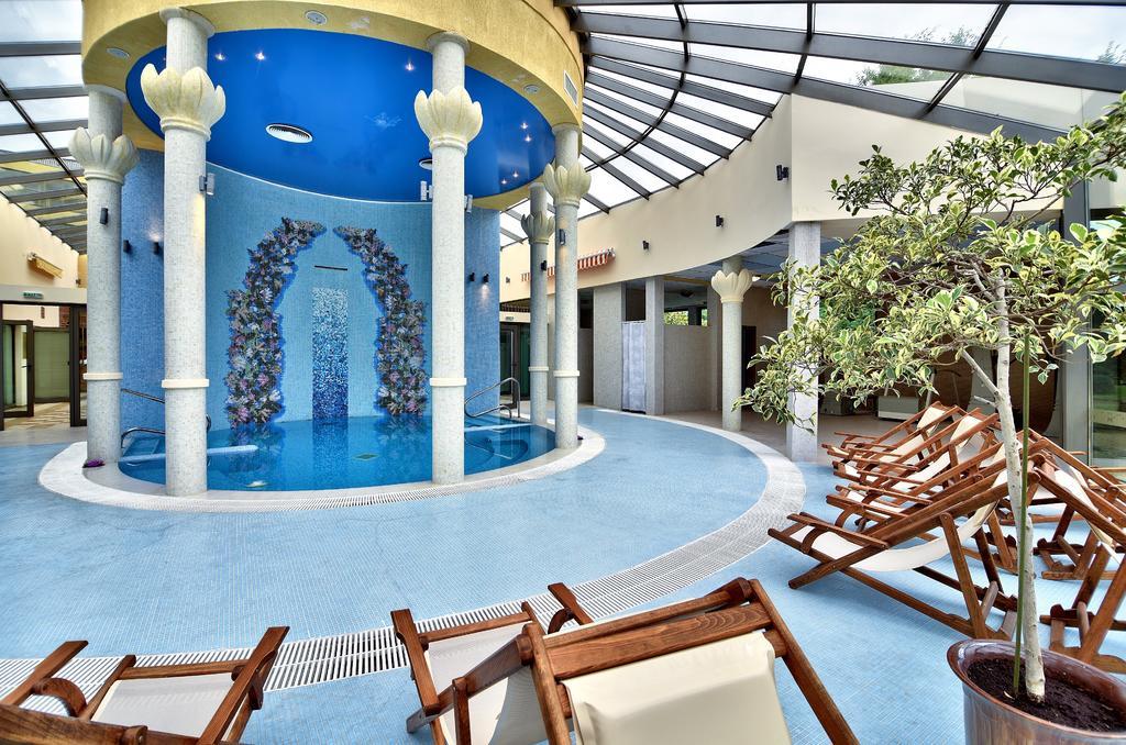 פרימורסקו Les Magnolias Hotel מראה חיצוני תמונה