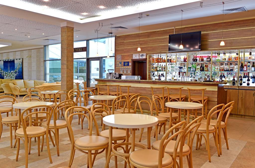 פרימורסקו Les Magnolias Hotel מראה חיצוני תמונה